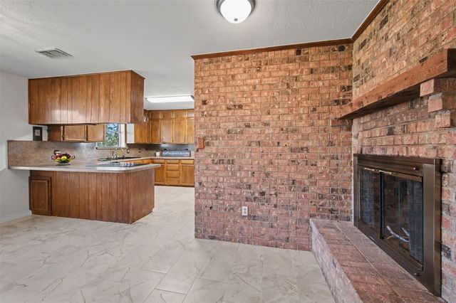 5020 County Road 605, Burleson, TX 76028