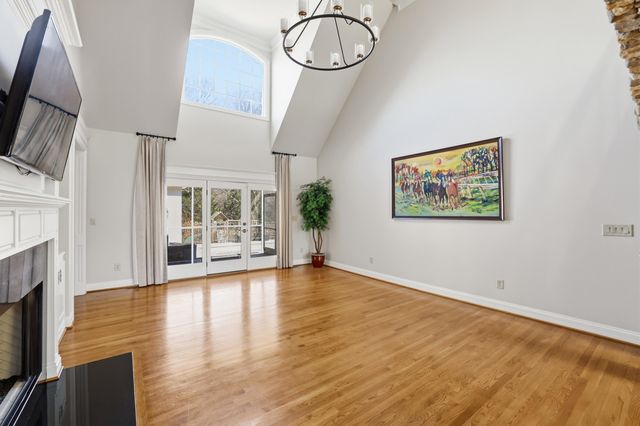 2901 Fairfax Lane, Lexington, KY 40509