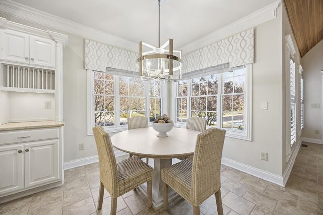 2901 Fairfax Lane, Lexington, KY 40509