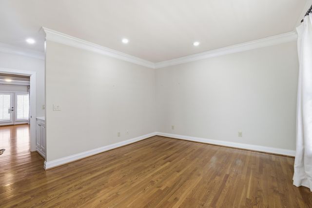 2901 Fairfax Lane, Lexington, KY 40509