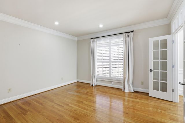 2901 Fairfax Lane, Lexington, KY 40509