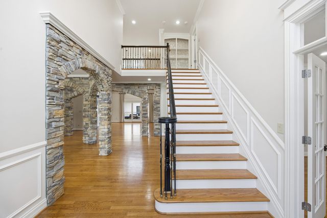 2901 Fairfax Lane, Lexington, KY 40509