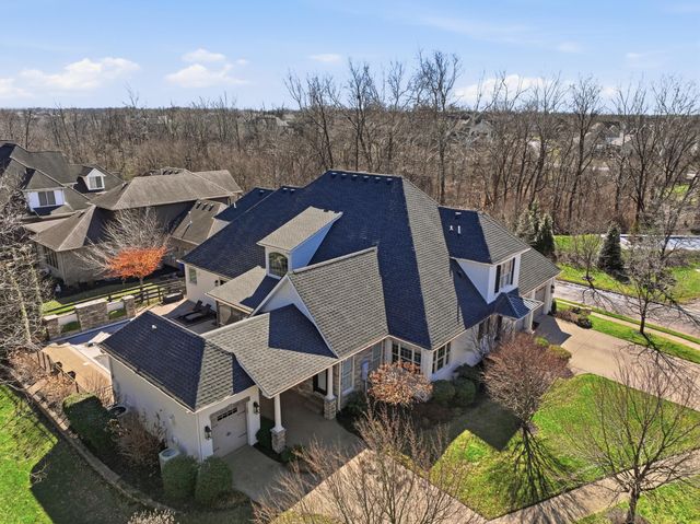 2901 Fairfax Lane, Lexington, KY 40509