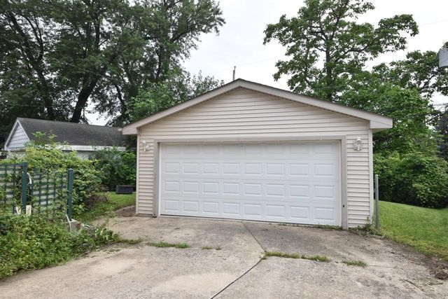 12132 223rd AVENUE, Bristol, WI 53104