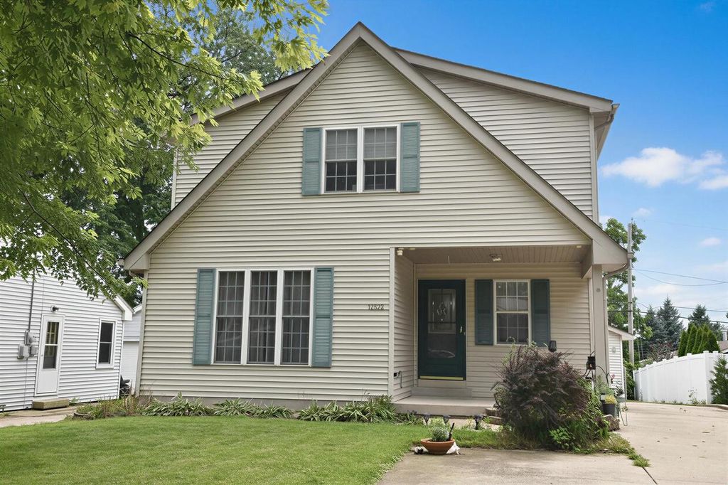 12132 223rd AVENUE, Bristol, WI 53104