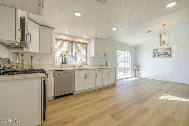 7930 Elder Avenue, Rosamond, CA 93560