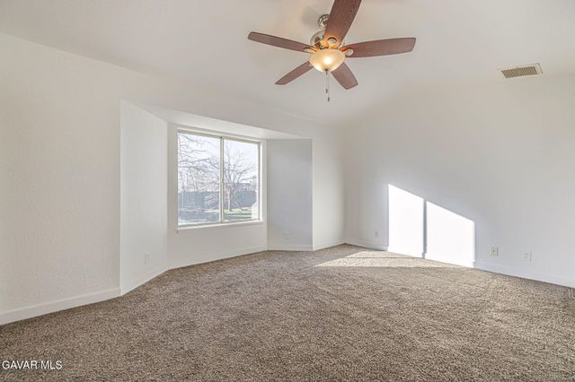 7930 Elder Avenue, Rosamond, CA 93560