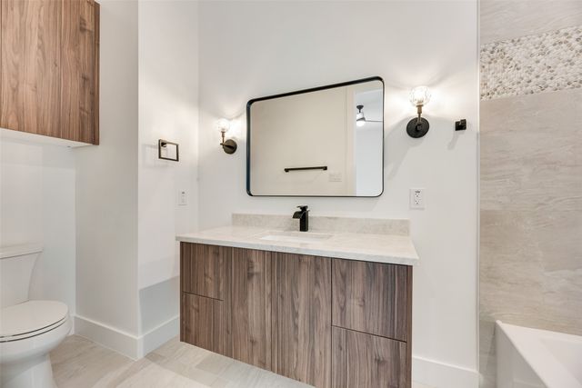 1123 Muncie, Dallas, TX 75212