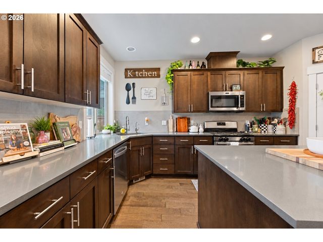 2262 WINDSTREAM St, Forest Grove, OR 97116