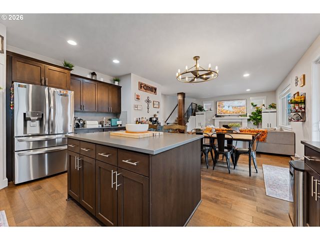 2262 WINDSTREAM St, Forest Grove, OR 97116