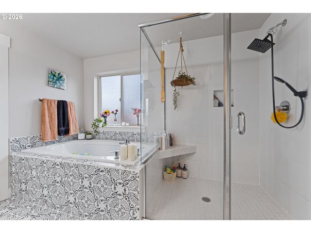 2262 WINDSTREAM St, Forest Grove, OR 97116