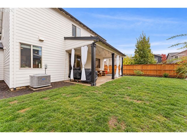 2262 WINDSTREAM St, Forest Grove, OR 97116