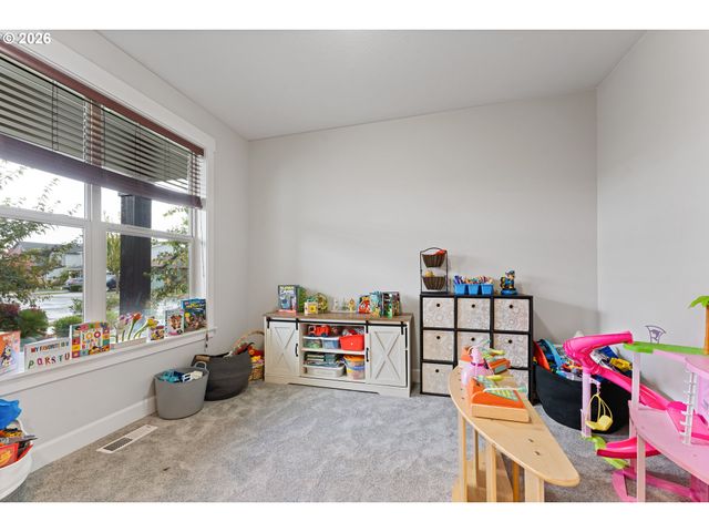 2262 WINDSTREAM St, Forest Grove, OR 97116