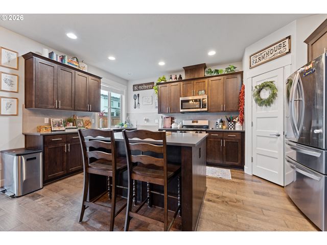 2262 WINDSTREAM St, Forest Grove, OR 97116