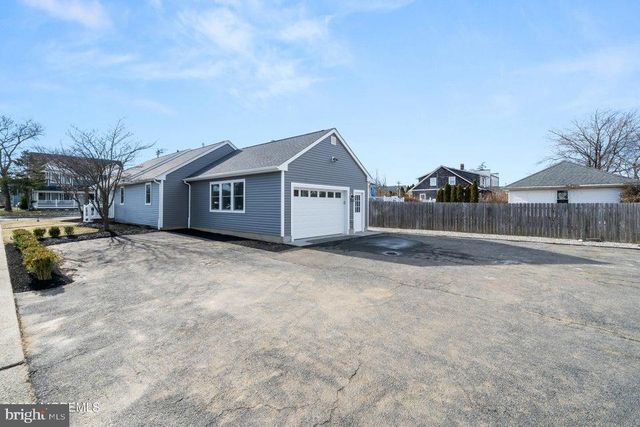 501 FORMAN AVE, Point Pleasant Beach, NJ 08742