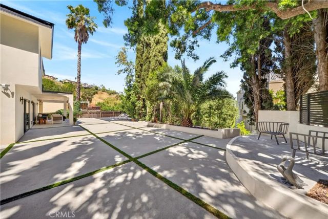 4946 Llano, Woodland Hills, CA 91364