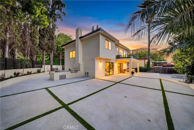 4946 Llano, Woodland Hills, CA 91364