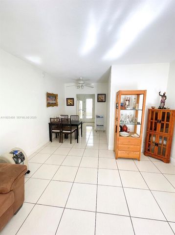 6895 BYRON AVE 207, Miami Beach, FL 33009