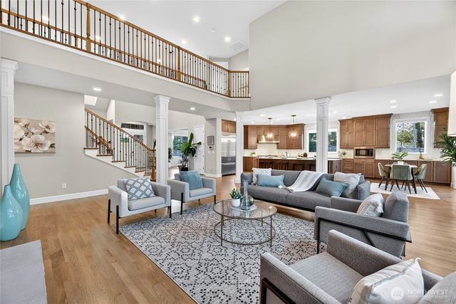 21310 SE 11th Street, Sammamish, WA 98075