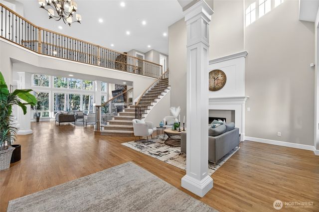 21310 SE 11th Street, Sammamish, WA 98075