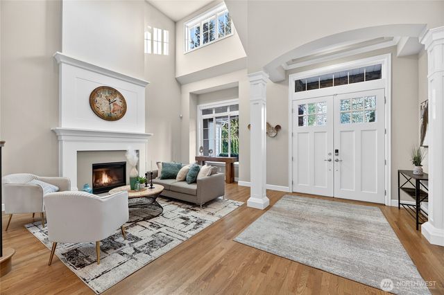 21310 SE 11th Street, Sammamish, WA 98075