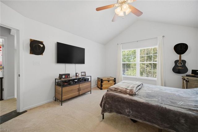 1623 Orchard Grove DR, Chesapeake, VA 23320