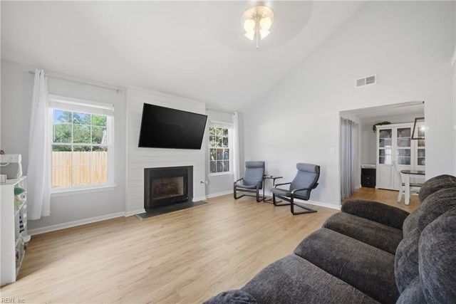 1623 Orchard Grove DR, Chesapeake, VA 23320