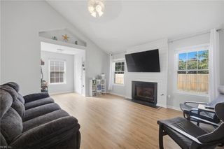 1623 Orchard Grove DR, Chesapeake, VA 23320