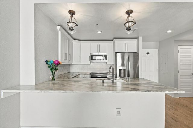 700 S HARBOUR ISLAND BOULEVARD 747, Tampa, FL 33602