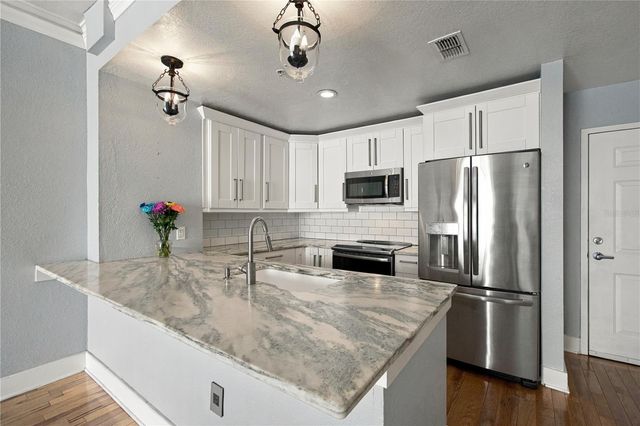 700 S HARBOUR ISLAND BOULEVARD 747, Tampa, FL 33602