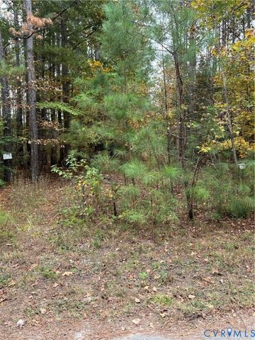 10565 Continental Rd, New Kent, VA 23141