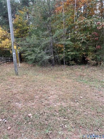 10565 Continental Rd, New Kent, VA 23141