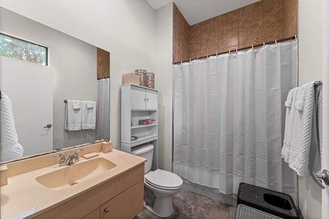 730 Ruthven, Houston, TX 77019