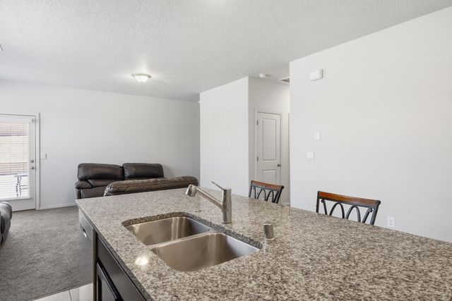 1528 Estrella Noche Loop NE, Rio Rancho, NM 87144