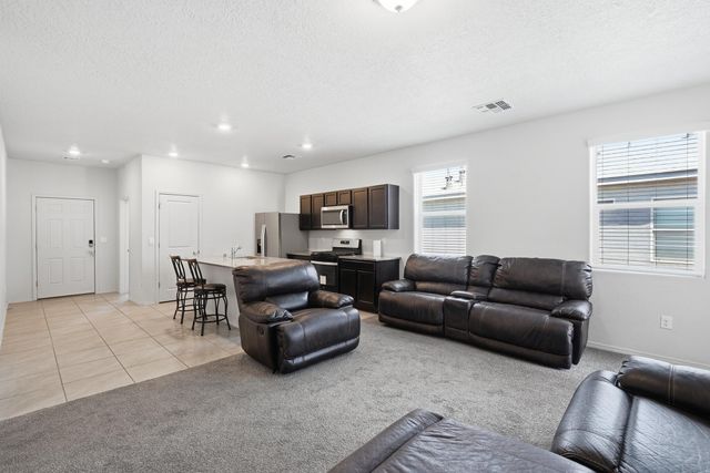 1528 Estrella Noche Loop NE, Rio Rancho, NM 87144