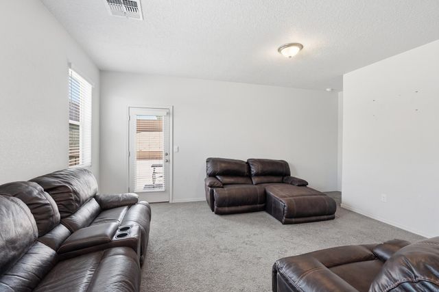 1528 Estrella Noche Loop NE, Rio Rancho, NM 87144
