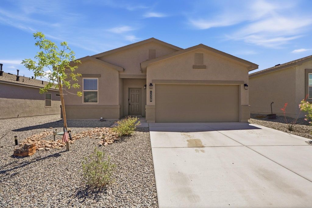 1528 Estrella Noche Loop NE, Rio Rancho, NM 87144