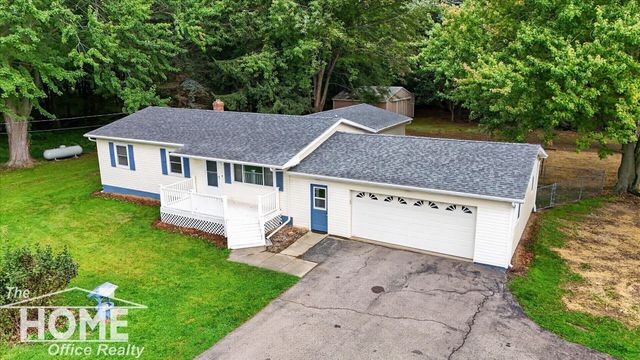 2711 E Hibbard Road, Corunna, MI 48817
