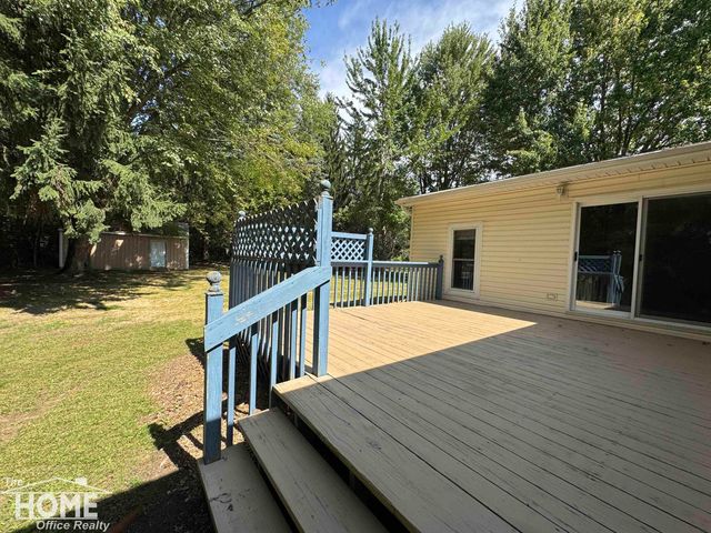 2711 E Hibbard Road, Corunna, MI 48817
