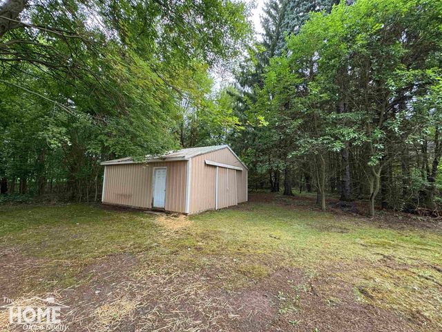 2711 E Hibbard Road, Corunna, MI 48817