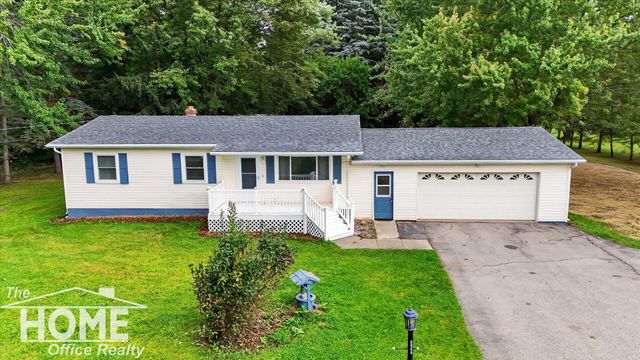 2711 E Hibbard Road, Corunna, MI 48817