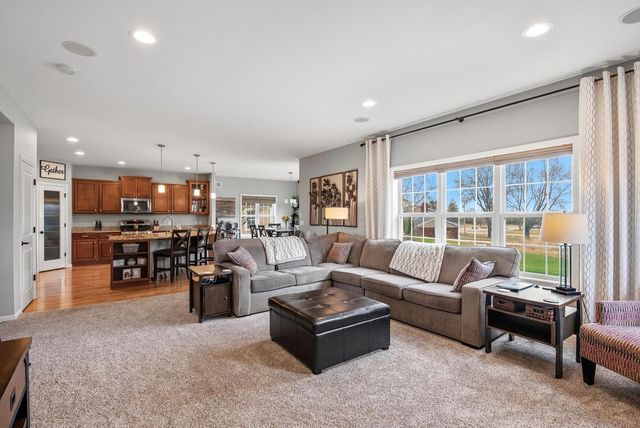 N72W7763 Harvest LANE, Cedarburg, WI 53012