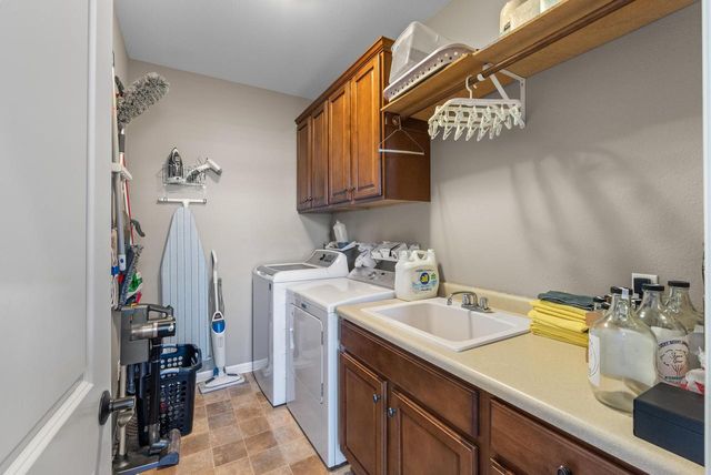 N72W7763 Harvest LANE, Cedarburg, WI 53012