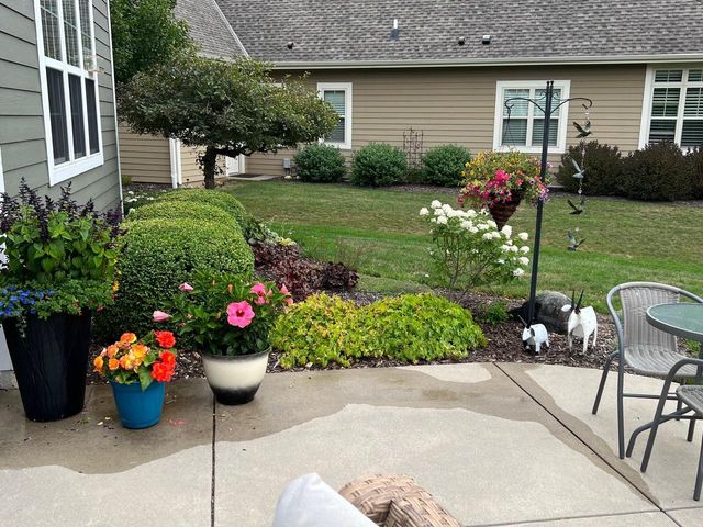 N72W7763 Harvest LANE, Cedarburg, WI 53012