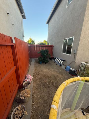 3742 Bayou Rd, Sacramento, CA 95835