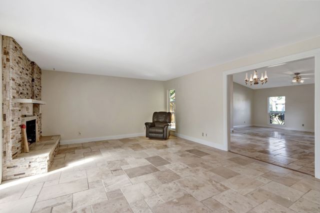 457 Woodway Drive, Coppell, TX 75019