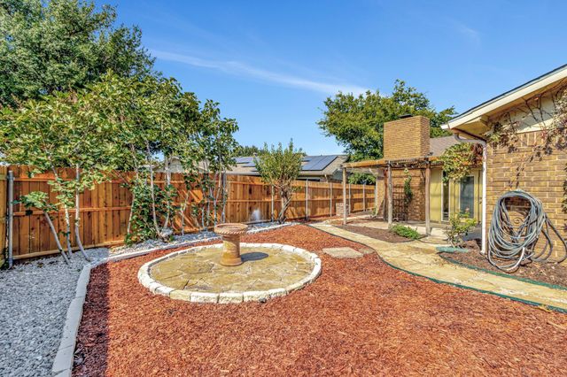 457 Woodway Drive, Coppell, TX 75019
