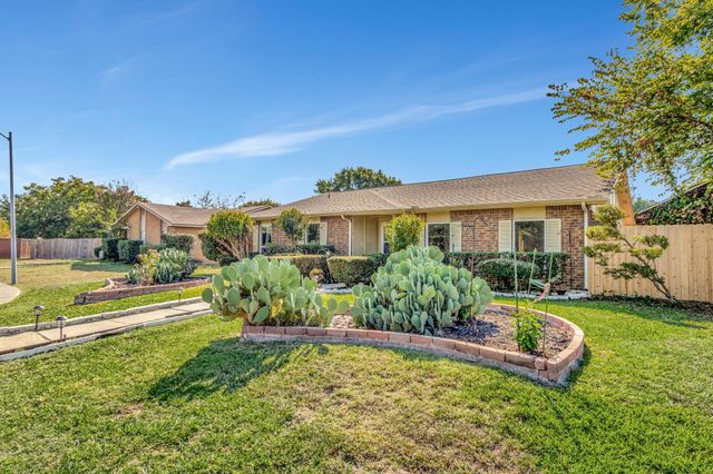 457 Woodway Drive, Coppell, TX 75019