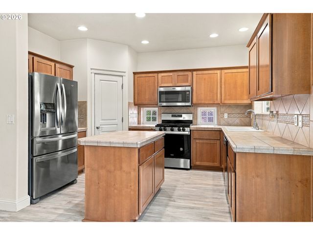 5412 Ne 52ND St, Vancouver, WA 98661