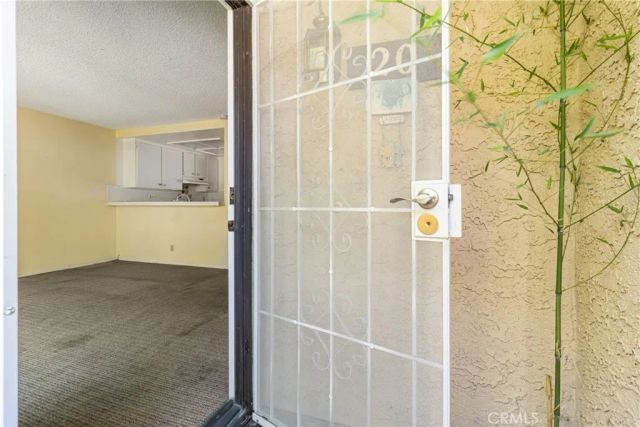 8601 Sunland Boulevard 20, Sun Valley, CA 91352